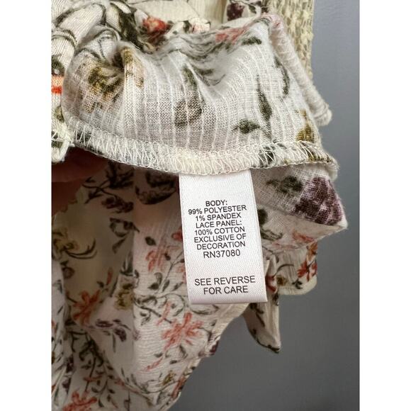 Est 1946 Tan Floral w/Lace Sleeves Blouse Size Large - Picture 4 of 5